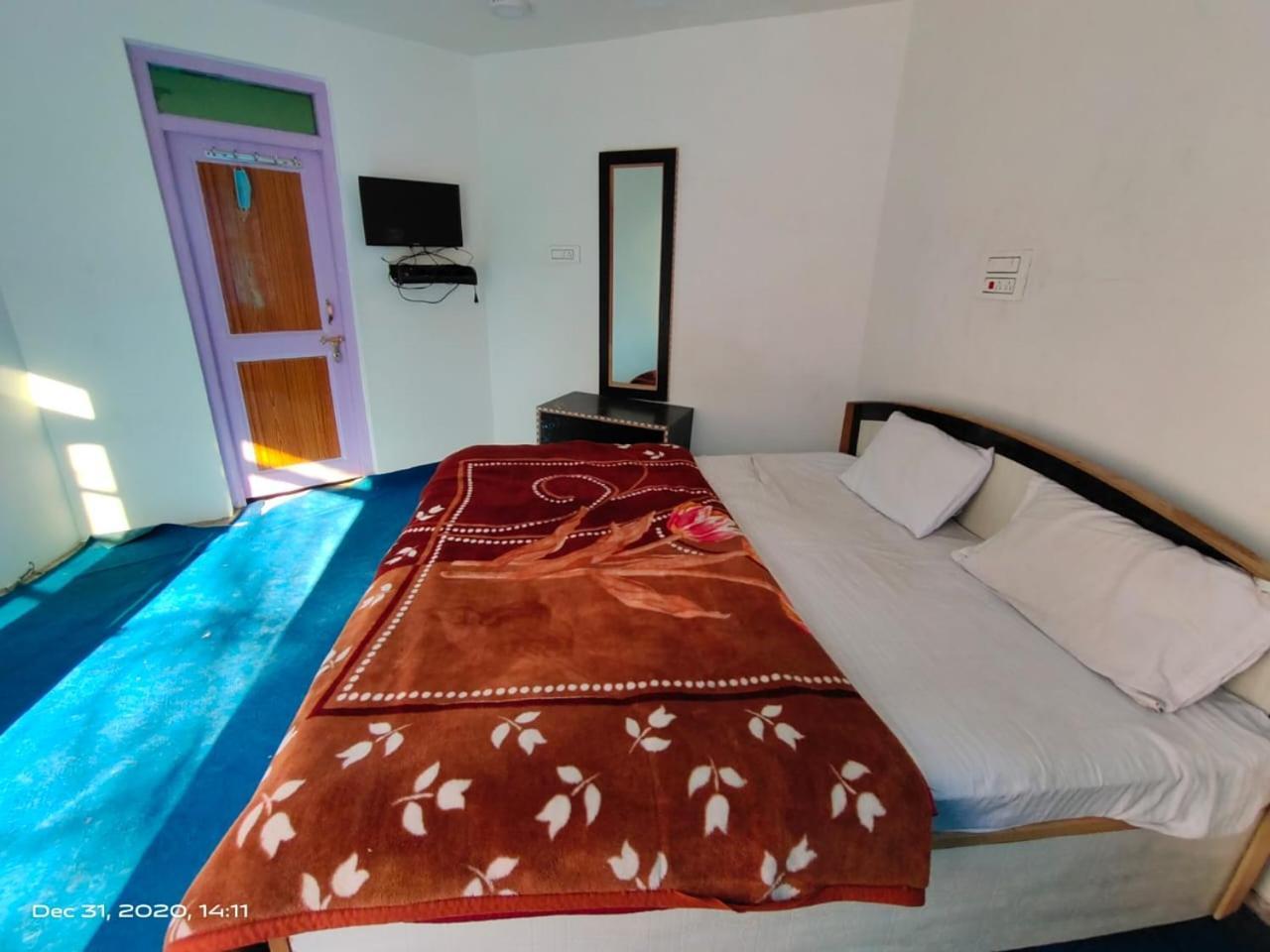 Hotel D Indian Каргил Экстерьер фото